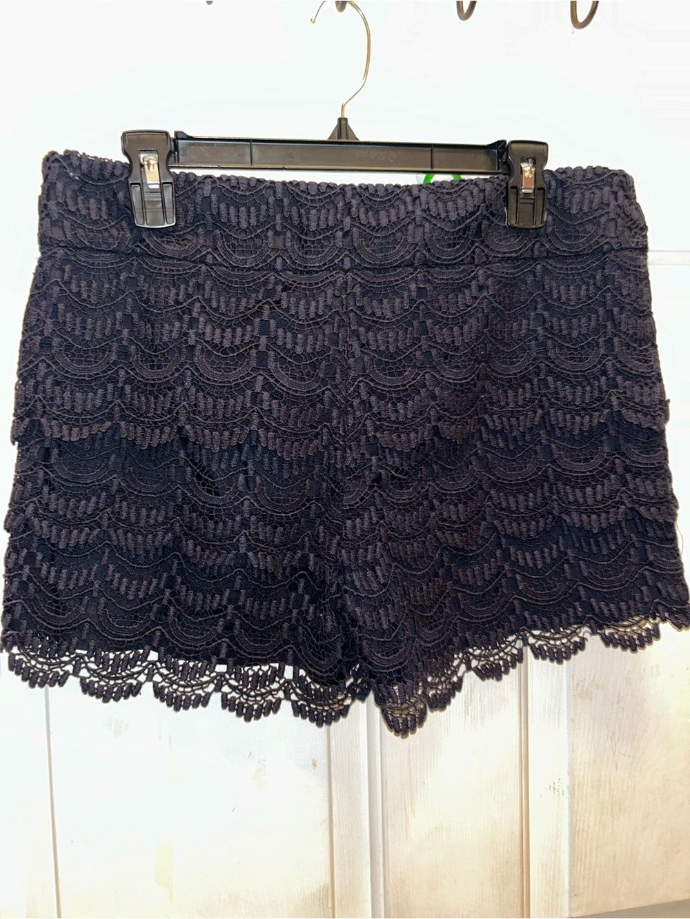LOFT Black Lace Scallop Hem Skort Shorts
